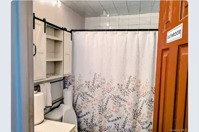 17 Grayley Place, Huntington Station, NY 11746 - Photo 7