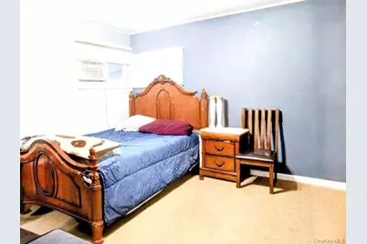 17 Grayley Place, Huntington Station, NY 11746 - Photo 13