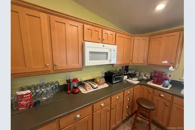 312 Brittany Terrace #312, Rock Tavern, NY 12575 - Photo 13
