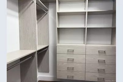 1005 Mill Creek N N, Roslyn, NY 11576 - Photo 5