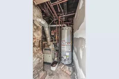 9413 87th Street, Ozone Park, NY 11416 - Photo 35