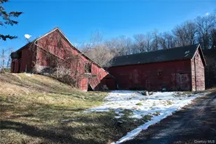 256 Round Hill Rd, Florida, NY 10921 - Photo 3