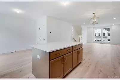 4044 Chestnut Ridge Road, Fishkill, NY 12524 - Photo 9