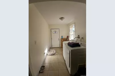 103 Monroe Avenue, New York, NY 10301 - Photo 5