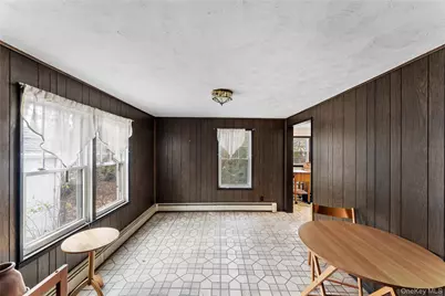 160 Lanier Place, Westbury, NY 11590 - Photo 9