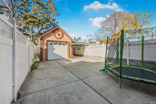 130-10 121st St, Ozone Park, NY 11420 - Photo 25