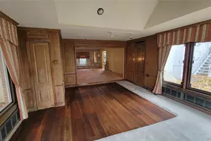 186-20 Troon Rd, Jamaica, NY 11432 - Photo 7