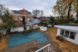 186-20 Troon Rd, Jamaica, NY 11432 - Photo 17