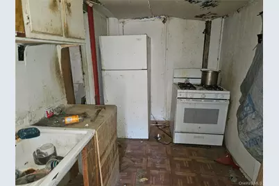 549 Granny Road, Medford, NY 11763 - Photo 19