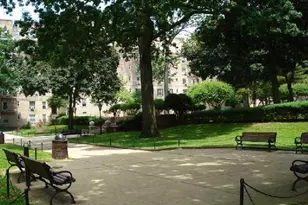 56-05 31st Ave, Woodside, NY 11377 - Photo 15