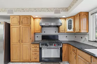 176 Barker Street, Mount Kisco, NY 10549 - Photo 11