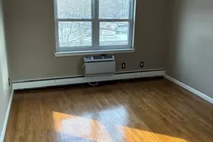 206 Farber Dr, West Babylon, NY 11704 - Photo 9