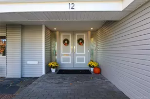 12 Combes Ave, Rockville Centre, NY 11570 - Photo 3