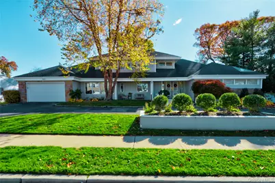 12 Combes Avenue, Rockville Centre, NY 11570 - Photo 1