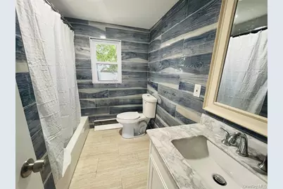 200 Hicksville Road, Seaford, NY 11783 - Photo 9