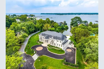 566 E Shore Road, Great Neck, NY 11024 - Photo 1