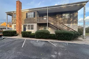 40 Canoe Place Rd, Hampton Bays, NY 11946 - Photo 29