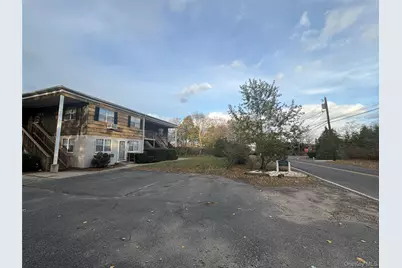 40 Canoe Place Road #4, Hampton Bays, NY 11946 - Photo 31