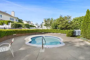 79 Landmark Ct, White Plains, NY 10603 - Photo 25