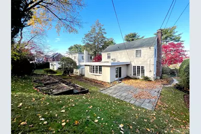 146 Quaker Ridge Road, Manhasset, NY 11030 - Photo 3