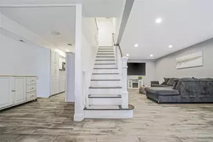 2 Alhambra Dr, Oceanside, NY 11572 - Photo 9