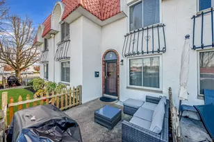 2 Alhambra Dr, Oceanside, NY 11572 - Photo 3