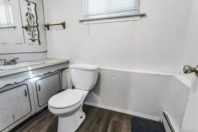 25 Stillwell Street, Huntington, NY 11743 - Photo 15