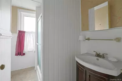 25 E Broome Street, Port Jervis, NY 12771 - Photo 15