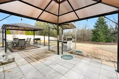 15 Franklin Road, Hyde Park, NY 12538 - Photo 25