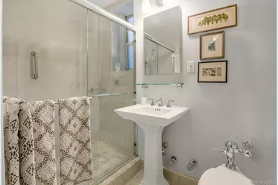 25 Parkview Avenue #1H, Bronxville, NY 10708 - Photo 23