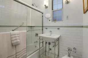 25 Parkview Ave, Bronxville, NY 10708 - Photo 27