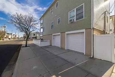 105 Arizona Avenue, Long Beach, NY 11561 - Photo 43