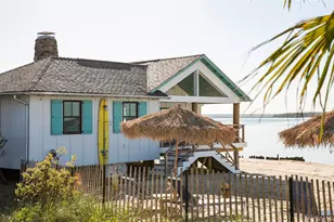 610 Park Ave, Mattituck, NY 11952 - Photo 3