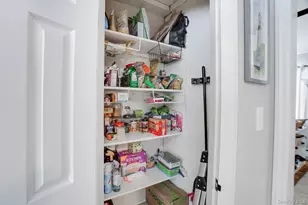 25 Park Ave, Poughkeepsie, NY 12603 - Photo 9