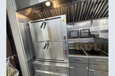 47-24 Bell Blvd, Bayside, NY 11361 - Photo 11