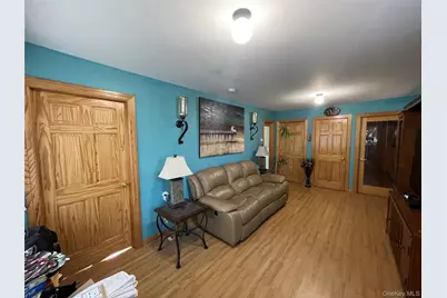 104 Ostend Road, Island Park, NY 11558 - Photo 5