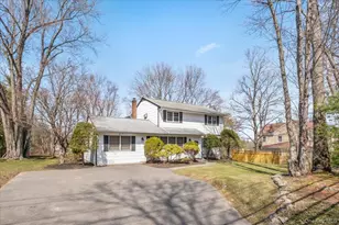 496 Granite Springs Rd, Yorktown Heights, NY 10598 - Photo 7