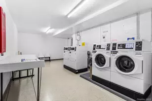 115 Dehaven Dr, Yonkers, NY 10703 - Photo 17