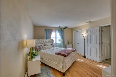 1 Townsend Street, New Windsor, NY 12553 - Photo 19