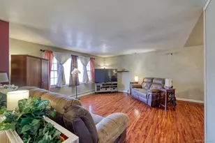 1 Townsend St, New Windsor, NY 12553 - Photo 7