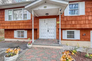 1 Townsend St, New Windsor, NY 12553 - Photo 5