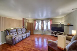 1 Townsend St, New Windsor, NY 12553 - Photo 9