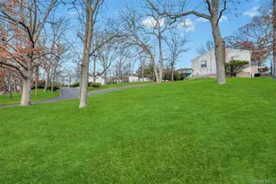 4 Washington Ave, Smithtown, NY 11787 - Photo 21