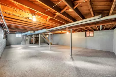 4 Washington Avenue, Smithtown, NY 11787 - Photo 19