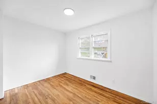 4 Washington Ave, Smithtown, NY 11787 - Photo 15