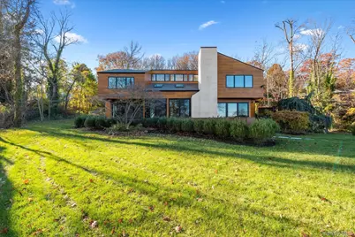 369 E Shore Road, Great Neck, NY 11023 - Photo 41