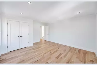 41 Coachman Lane, Levittown, NY 11756 - Photo 21