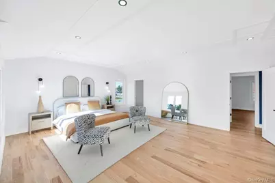 41 Coachman Lane, Levittown, NY 11756 - Photo 17