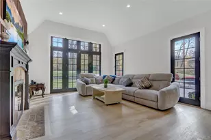 119 Wheatley Rd, Old Westbury, NY 11568 - Photo 21