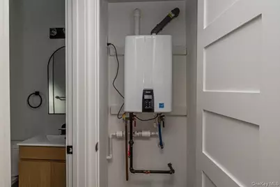 55 Alhambra Road, Massapequa, NY 11758 - Photo 35